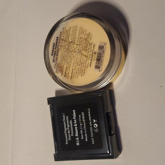 Setting powder and pigment palette - Picture 2 of 4